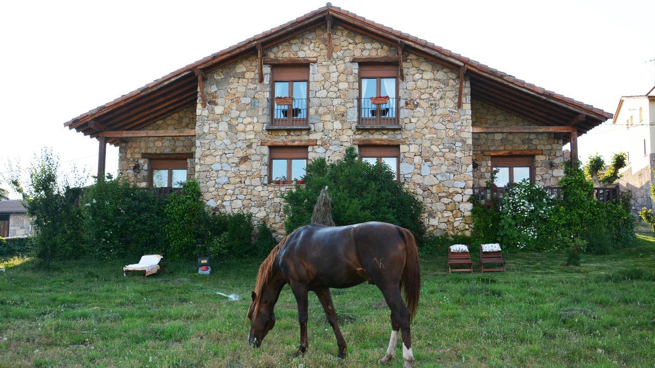 Casa Del Altozano Vila Barajas de Gredos Exterior foto